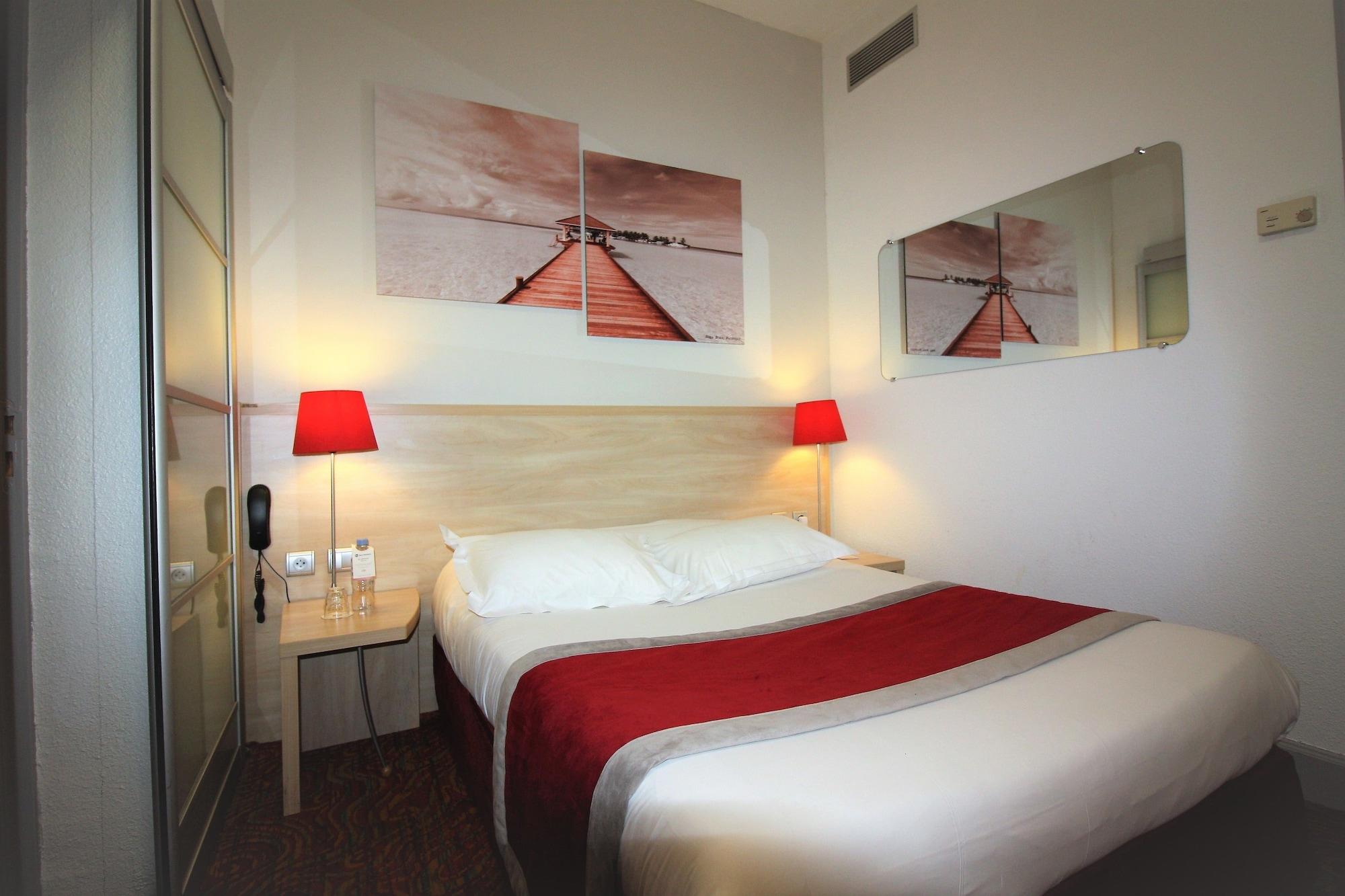 Hotel Western Saint-antoine 3*